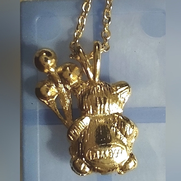 DM99 Gold Teddy Bear Pendant - Picture 6 of 11